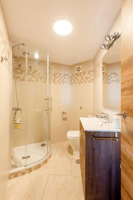 Appartement Amplio Con Vistas Al Mar Y Piscina En