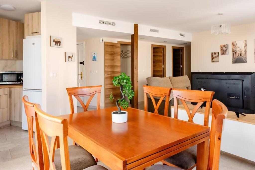 Amplio Con Vistas Al Mar Y Piscina En Appartement Benalmádena